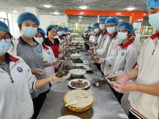 临沂市信息工程学校：端午“粽”最香 师生共传承