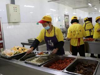 上饶市广丰区贞白中学开展“一元餐”活动