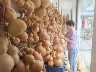 “端午挂葫芦,越挂越福禄”，潍坊葫芦烙画成端午福礼