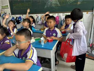 分享童趣 筑梦六一