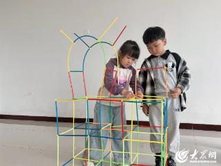 郯城县庙山镇中心幼儿园前林分园开展《偏偏“吸”欢你》自主游戏活动