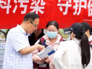 日照市开展第38个世界无烟日义诊宣传活动