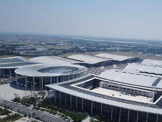 济南起步区黄河国际会展中心雄姿，建设过程波澜壮阔