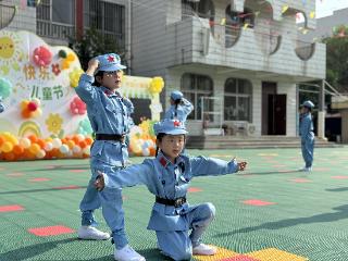 童声颂党心向暖 小手当家趣生花——东营市东营区牛庄镇中心幼儿园物探分园六一活动纪实