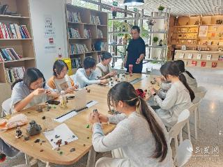 面团变形记！非遗面塑体验课让屈原“活”在掌心