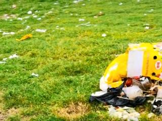 雅迪公司团建留下一地垃圾被网民喊话 ？当地运营中心：已清理