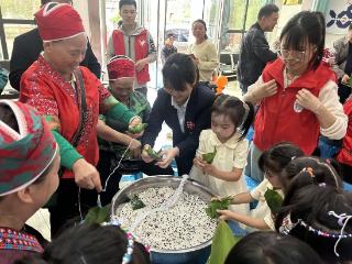 贵州银行黄平支行：粽叶香飘贵银情 金融服务暖人心