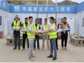 中建六局第一建设有限公司甘肃永登光伏项目开展“六一”情系小候鸟，礼包千里传温情活动