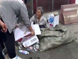 壹评丨从“请止步”到“帮您拿”：枣庄青年毕业考场上的特殊答卷