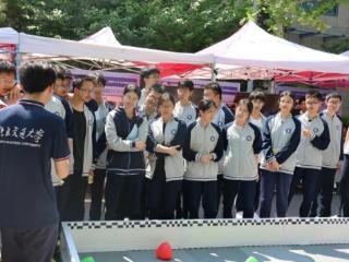200余名威海学生走进北交大（威海），参加科创嘉年华活动