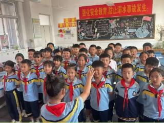 临沂新桥大官小学开展特色班级活动