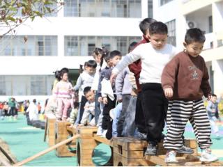 “在这里，遇见更好的童年”——余干县第七幼儿园2025年秋季招生开始啦！