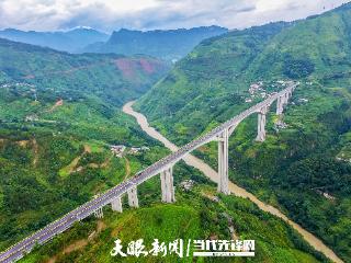 【聚焦2025科技节】“桥”见贵州“高速平原”建设奇迹